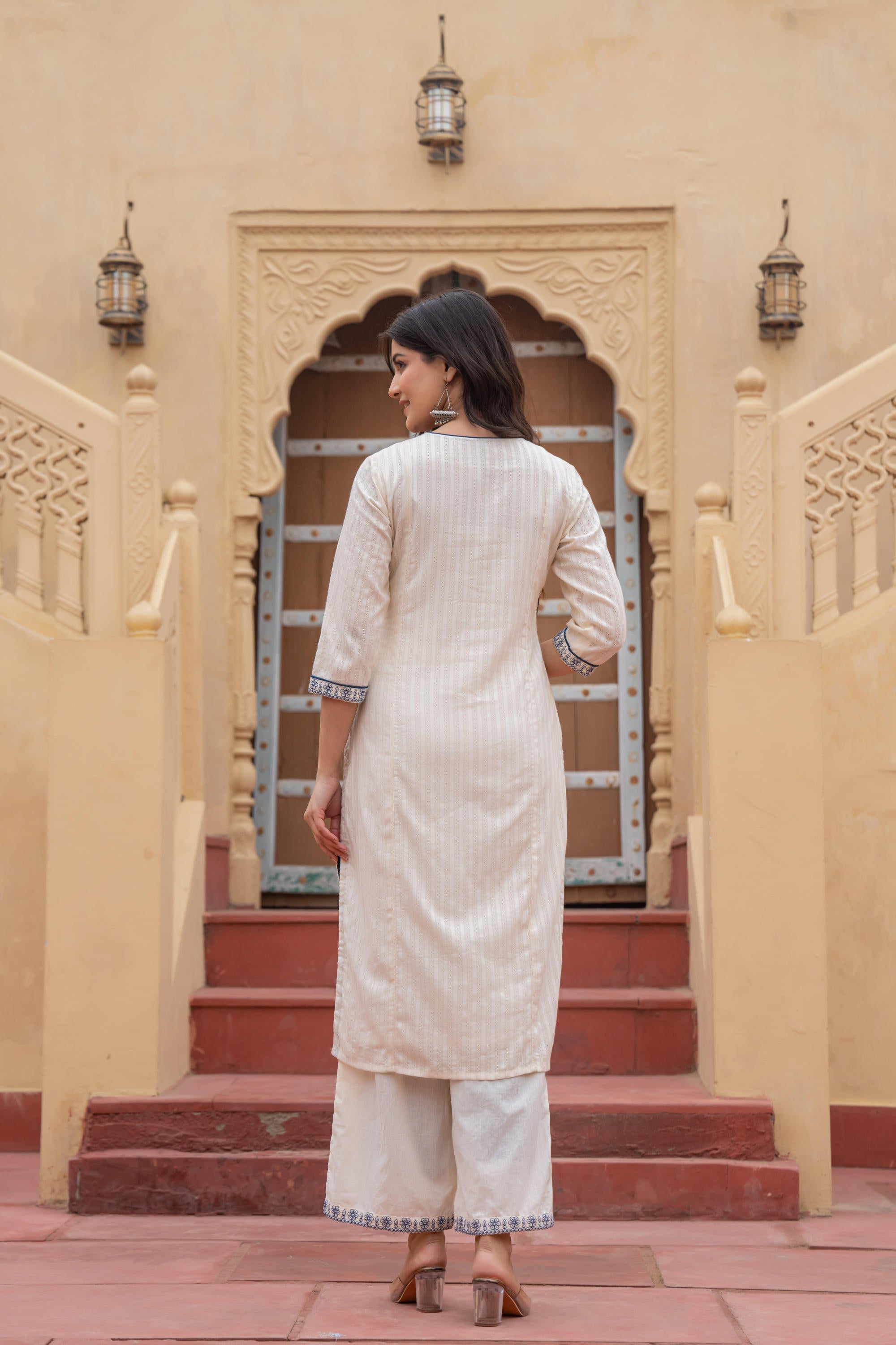 Juniper Off White & Indigo Blue Floral Embroidered Ethnic Suit Set With Dupatta - Distacart
