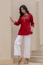 Juniper Maroon Solid Viscose Tunic With Thread Work