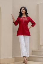 Juniper Maroon Solid Viscose Tunic With Thread Work