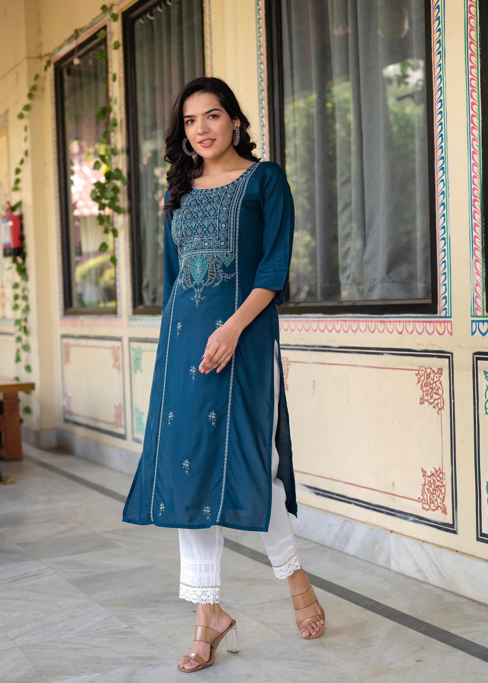 Juniper Blue Viscose Geometric Printed Kurta with Ethnic Motifs & Thread Work