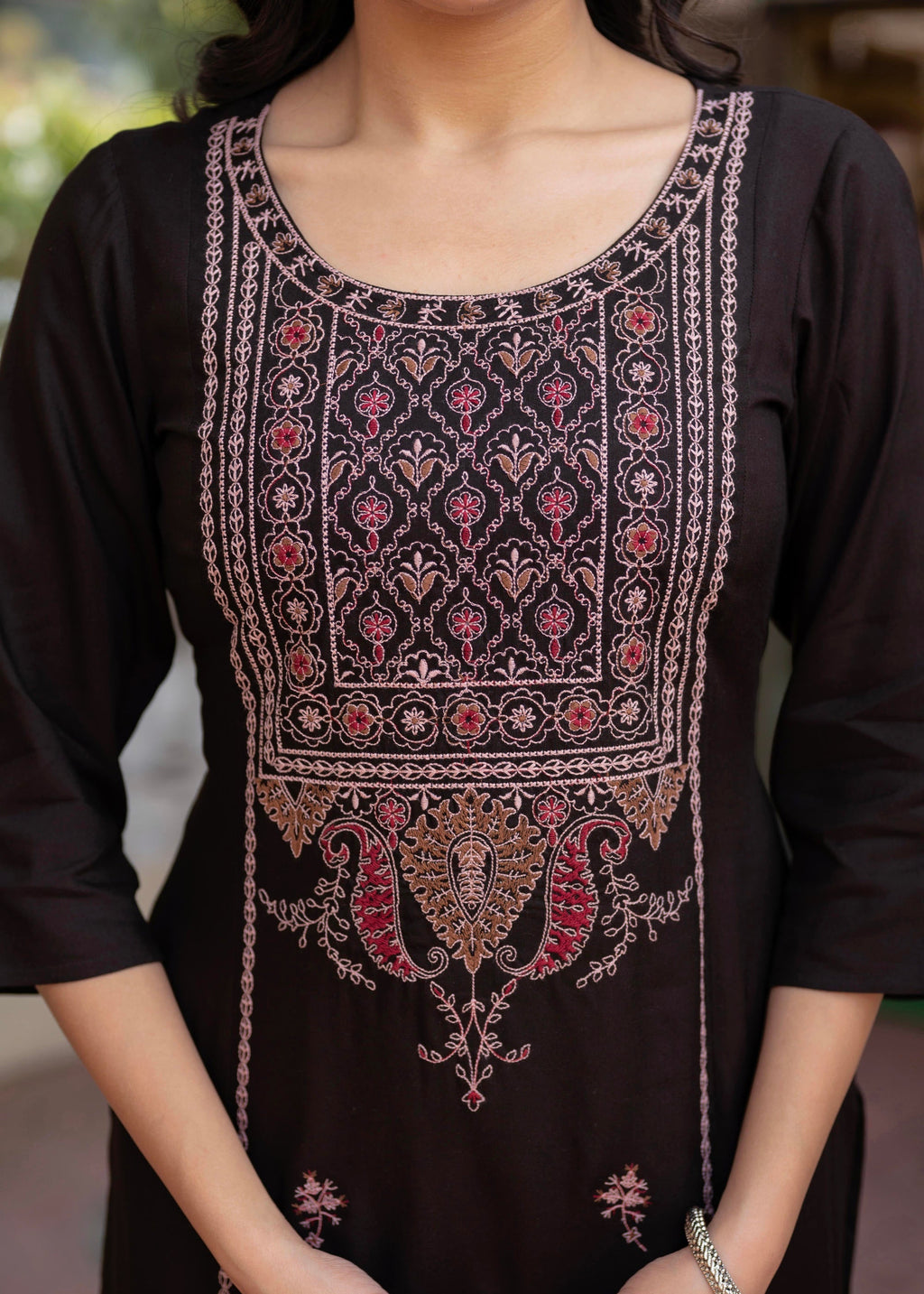 Juniper Dark Coffee Viscose Geometric Printed Kurta with Ethnic Motifs & Thread Work