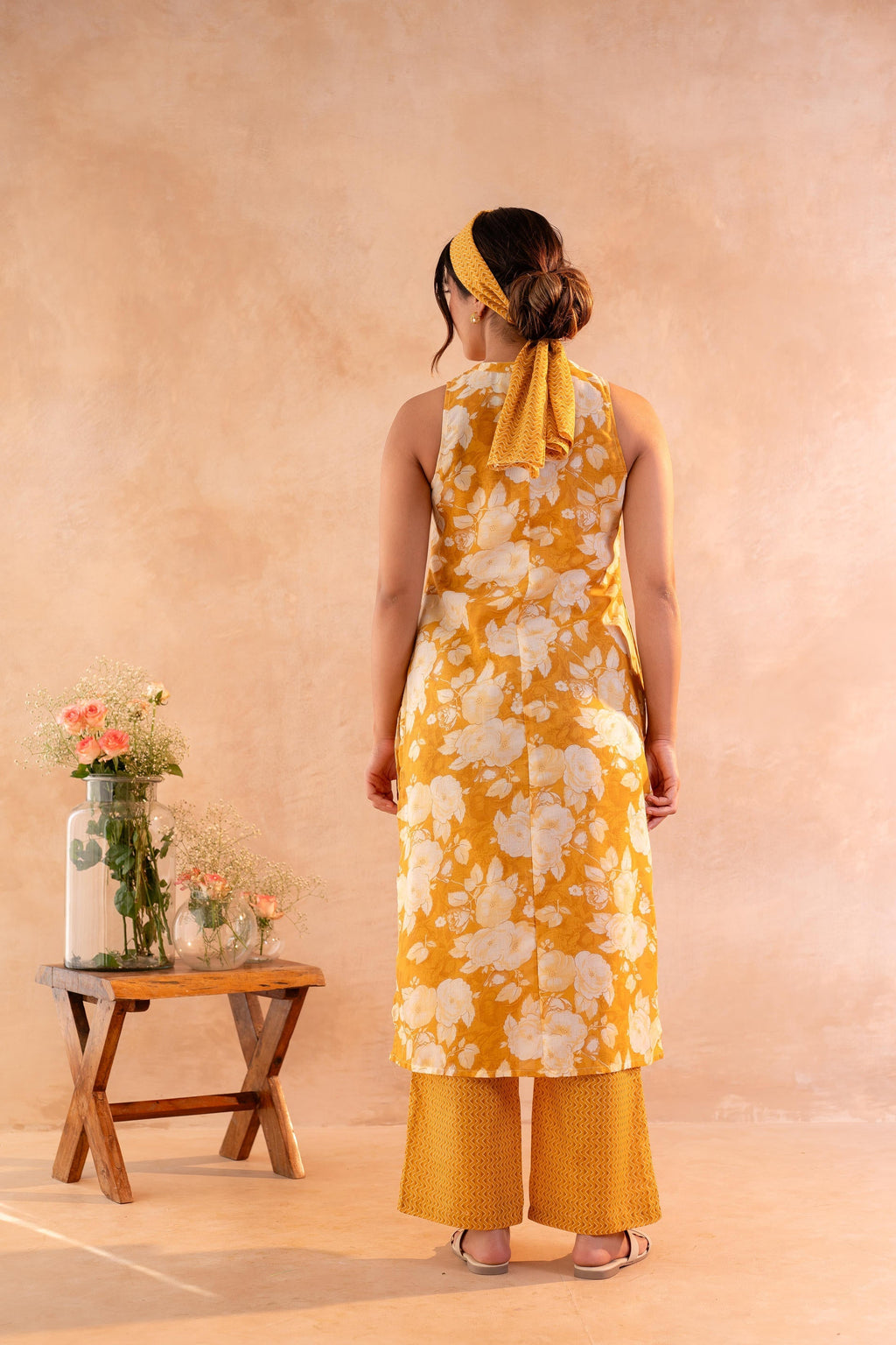 Juniper Sunlit Bloom Mustard Kurta And Pant Set - Distacart