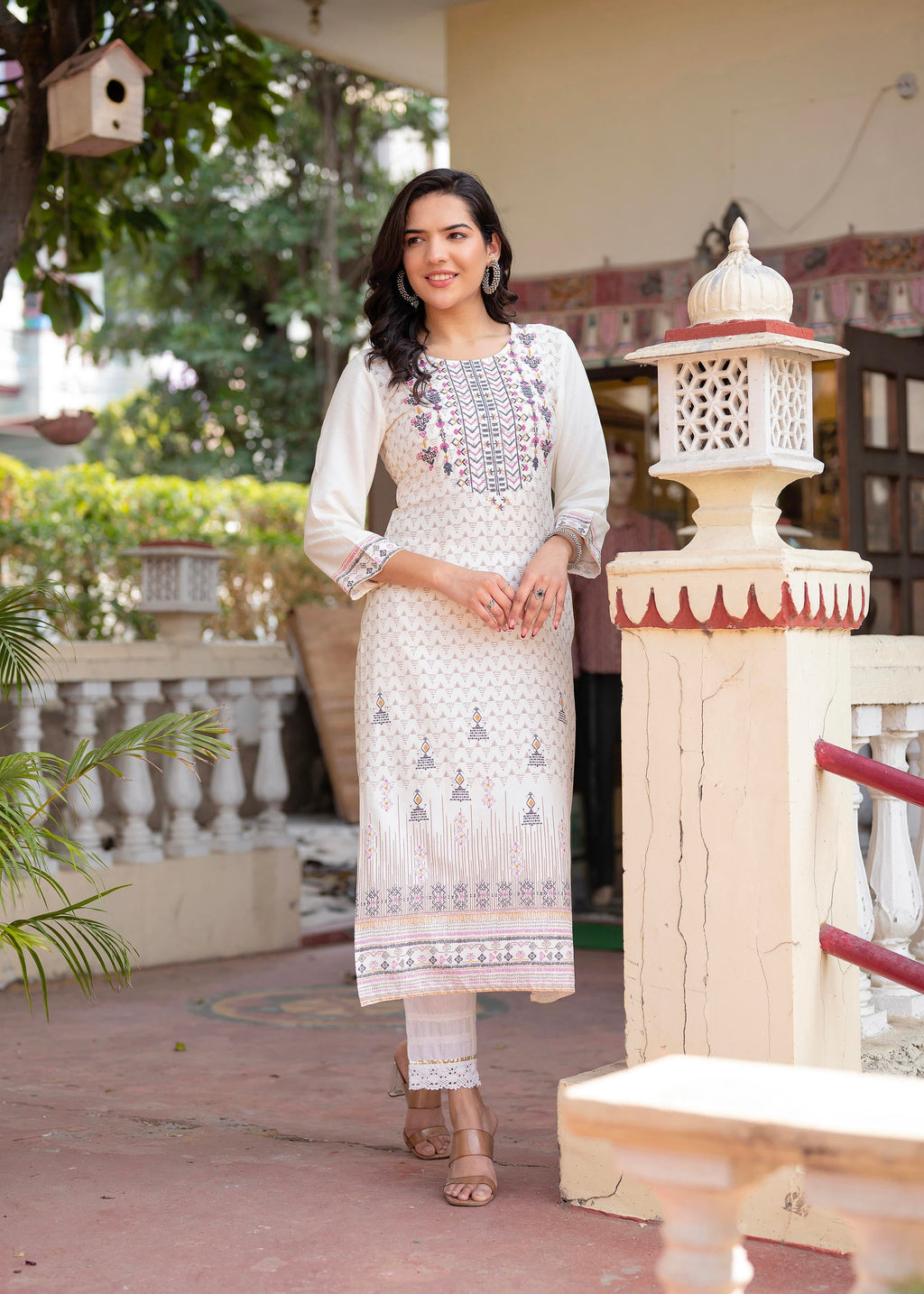 Juniper Off White Viscose Ethnic Motif Kurta With Thread Work - Distacart