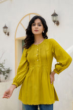 Juniper Lime Solid Viscose Tunic With Buttons & Lace