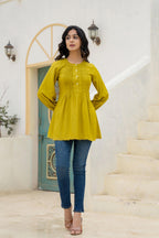 Juniper Lime Solid Viscose Tunic With Buttons & Lace