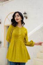 Juniper Lime Solid Viscose Tunic With Buttons & Lace