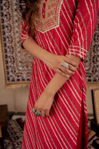 Juniper Maroon Bandhej Print Kurta Set with Embroidered Yoke and Net Dupatta - Distacart