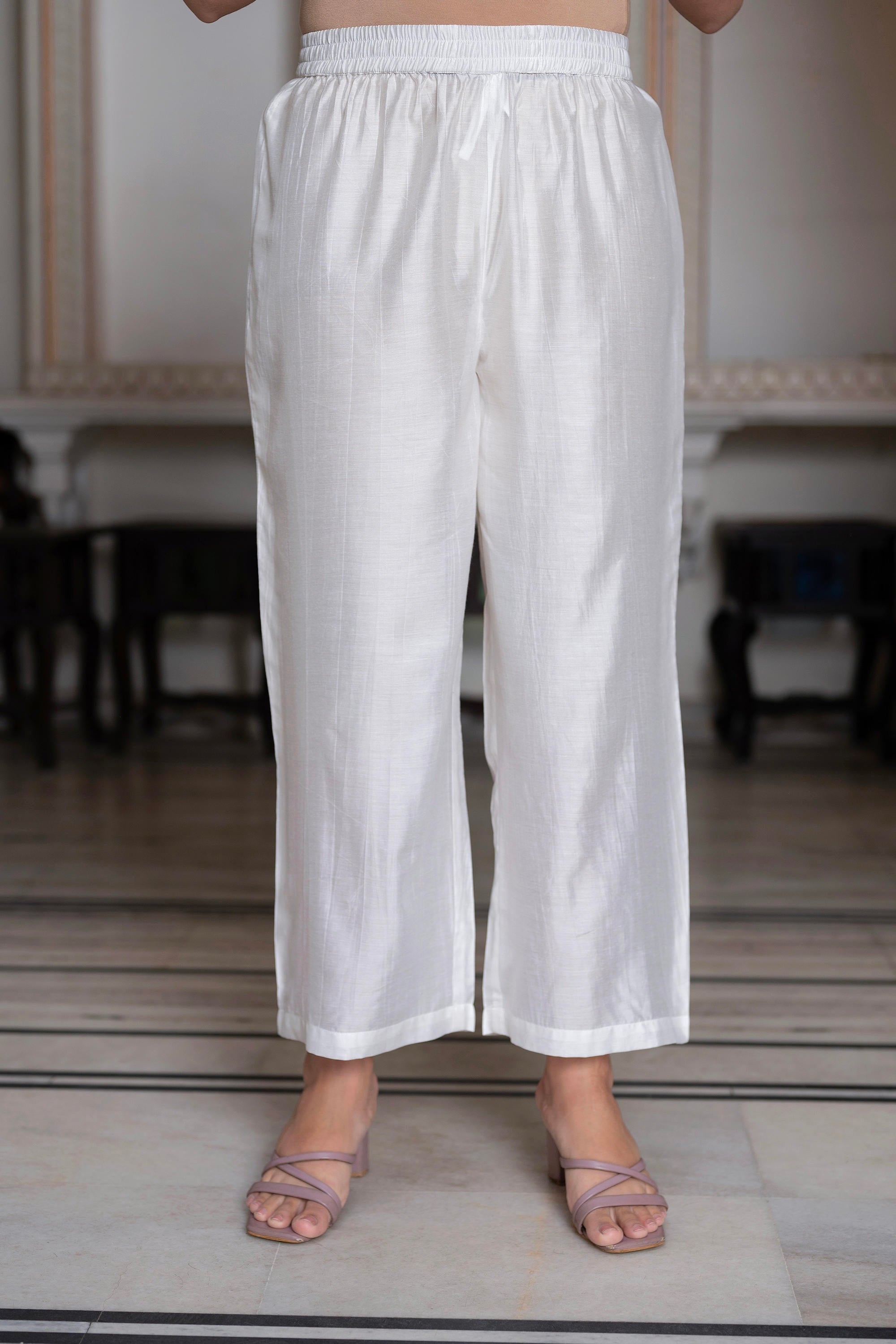 Juniper Off-White Chanderi Kurta with Bead Work & Thread Detailing
