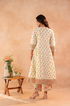 Juniper Noor-e-Gul SageGreen Printed Kurta Pant And Dupatta Set - Distacart