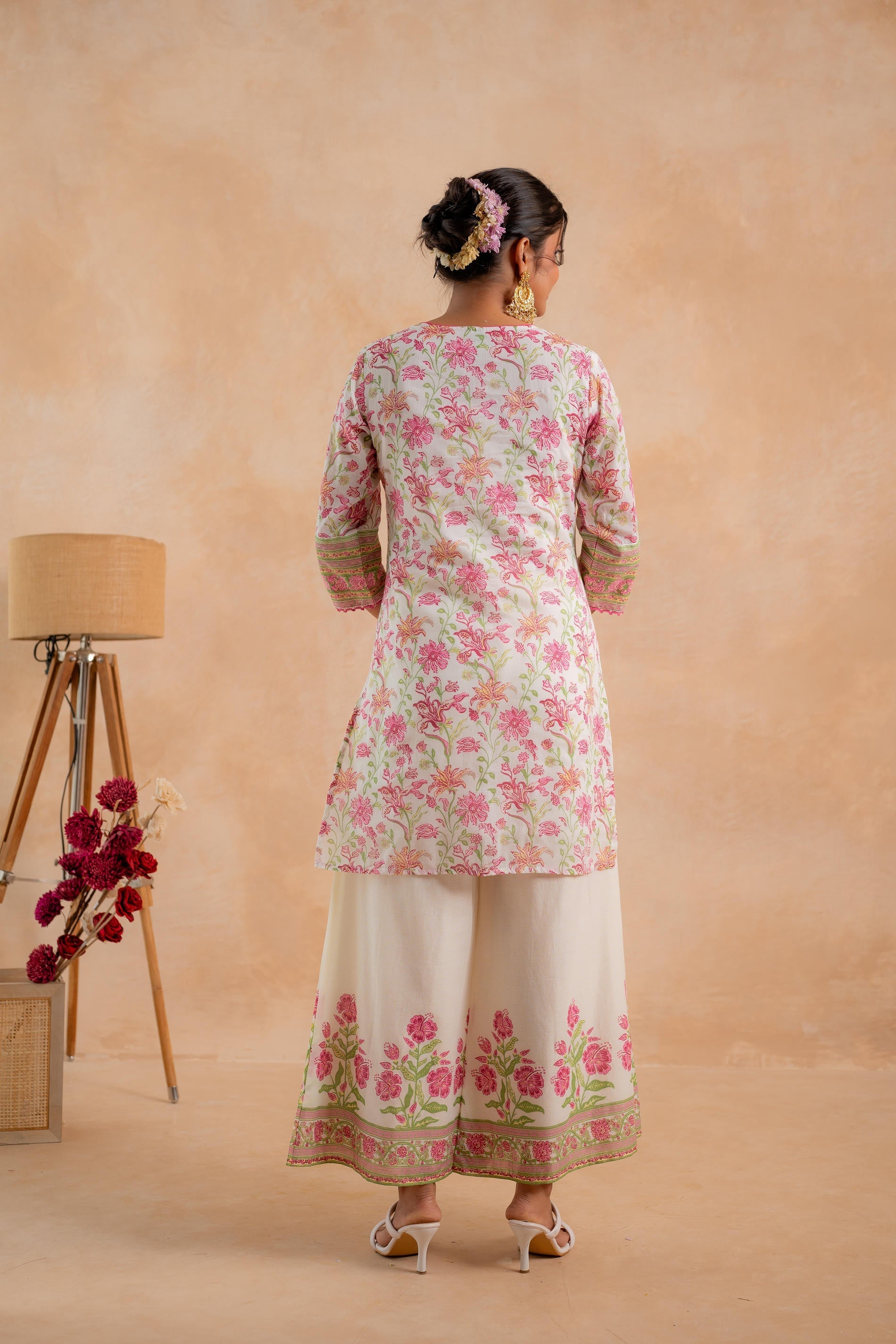Juniper Gulbahaar Ivory Floral Printed Kurta Palazzo And Dupatta Set - Distacart