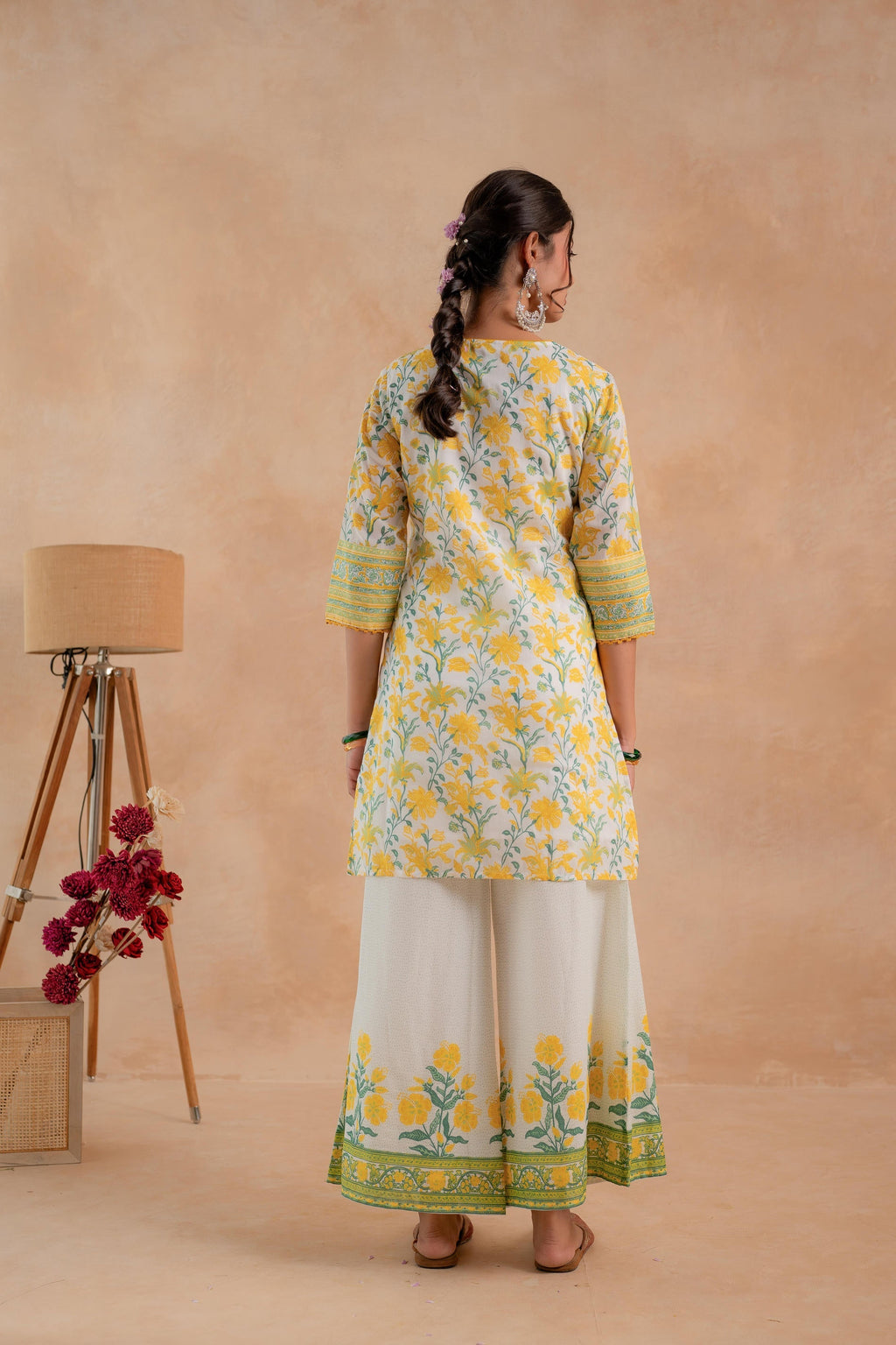 Juniper Gulbahaar Off-White Floral Printed Kurta Palazzo And Dupatta Set - Distacart