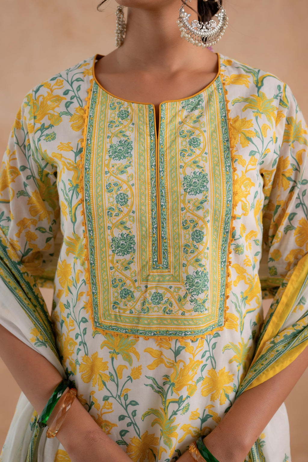 Juniper Gulbahaar Off-White Floral Printed Kurta Palazzo And Dupatta Set - Distacart