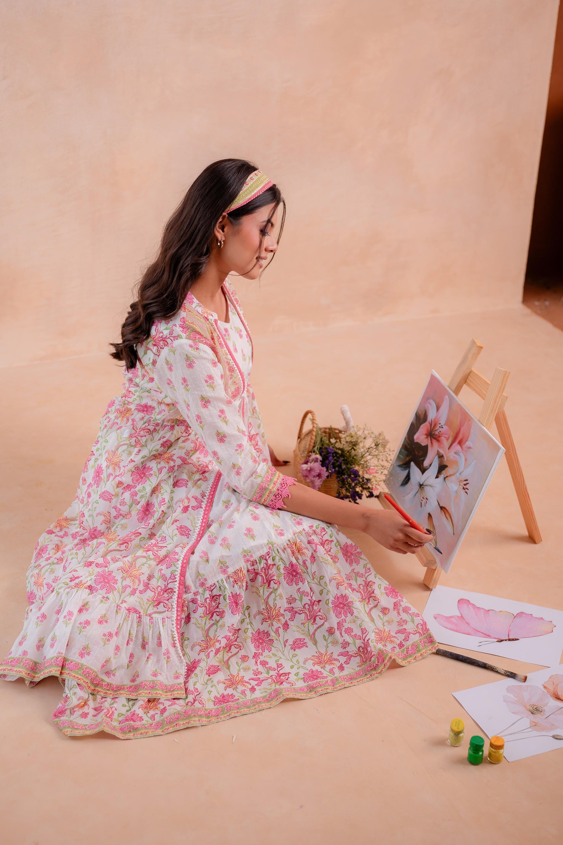 Juniper Ivory Gulbahaar Floral Tiered Dress - Distacart