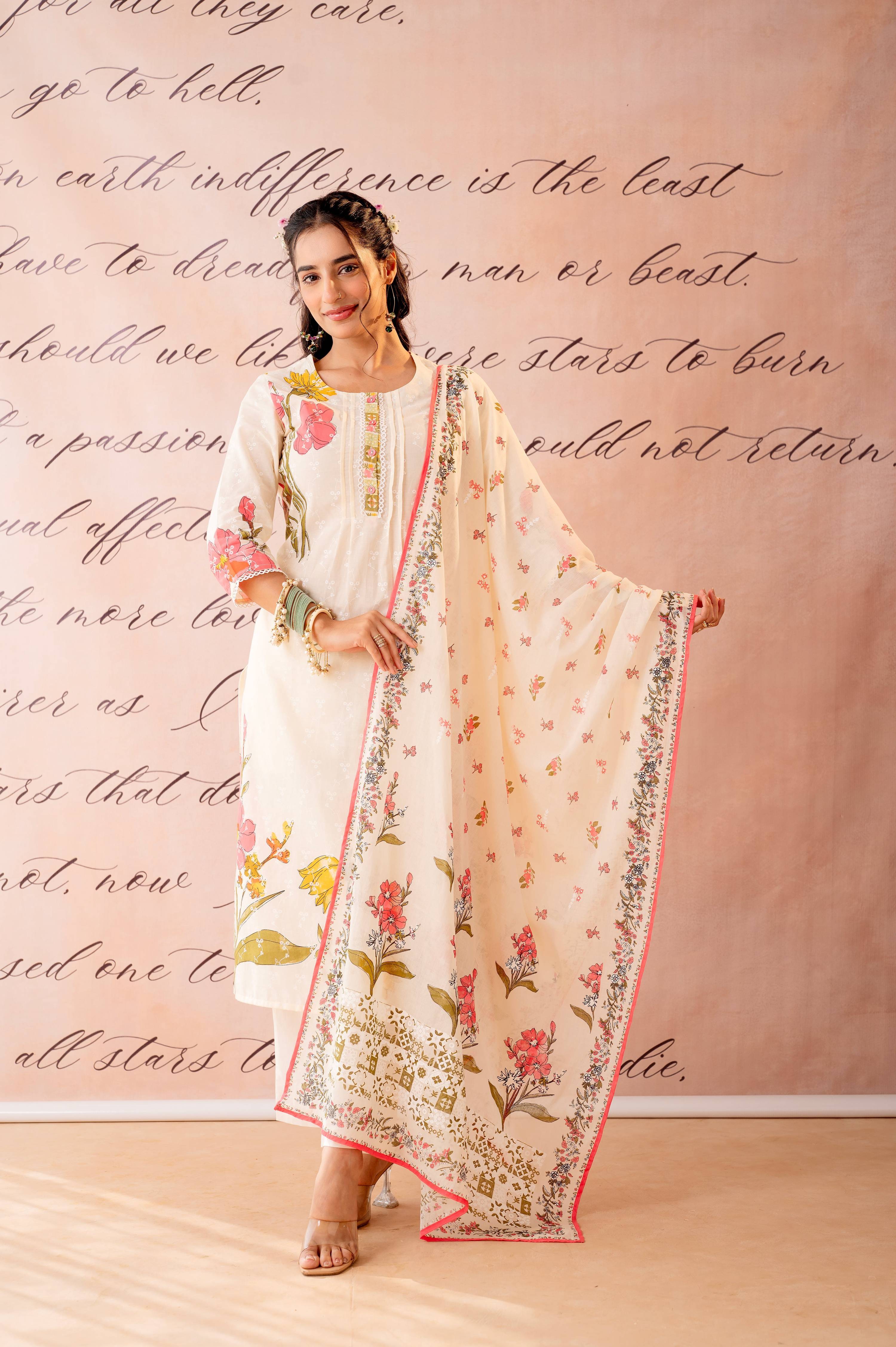 Juniper Dastaan Off-White Floral Printed Kurta Pant And Dupatta Set - Distacart
