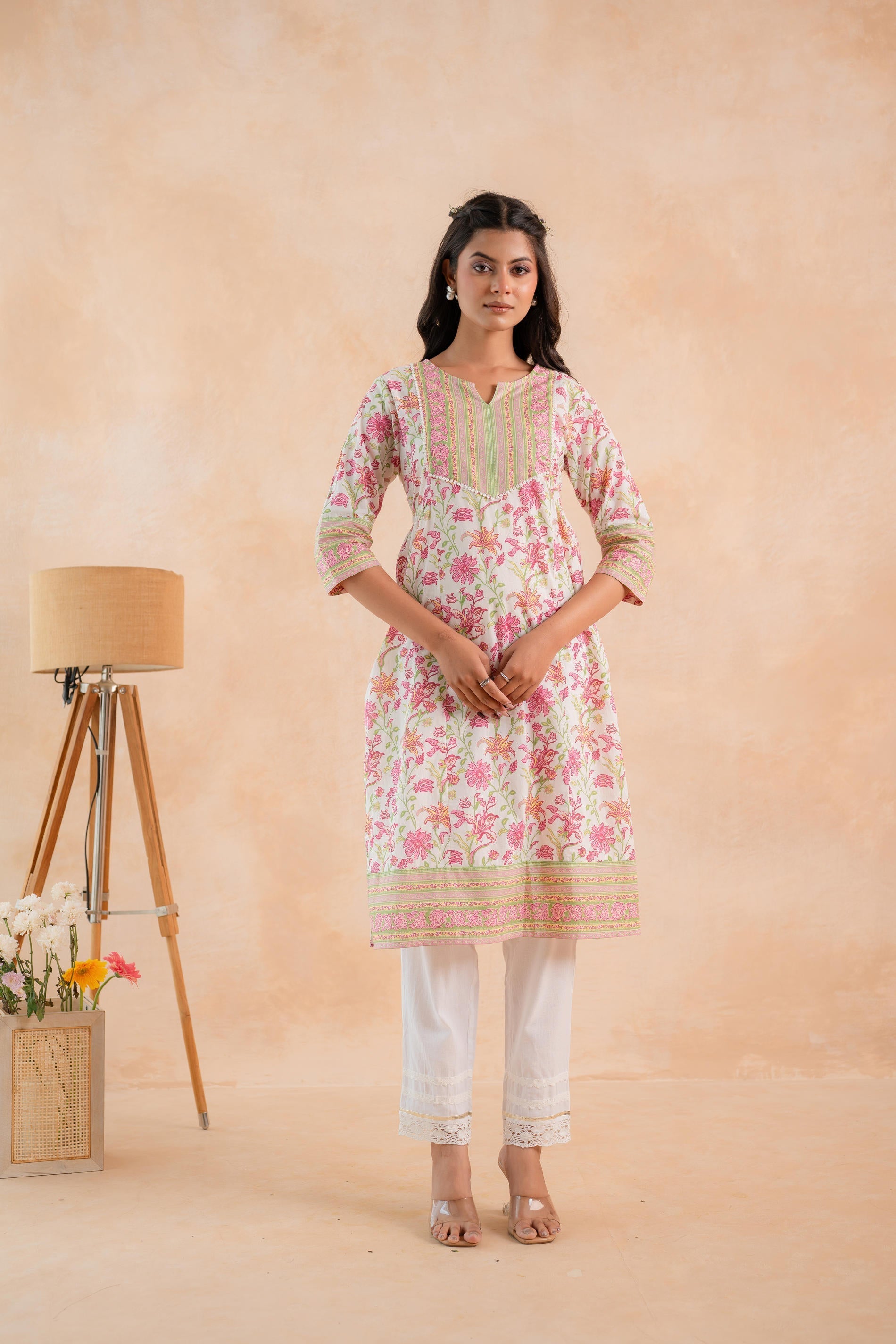 Juniper Ivory Blossom Panelled Kurta - Distacart