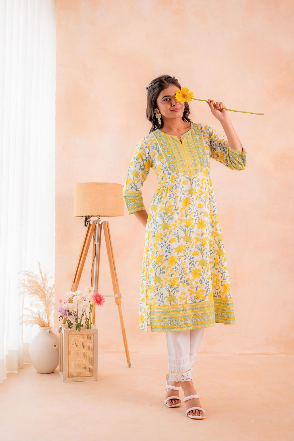 Juniper Yellow Blossom Panelled Kurta - Distacart