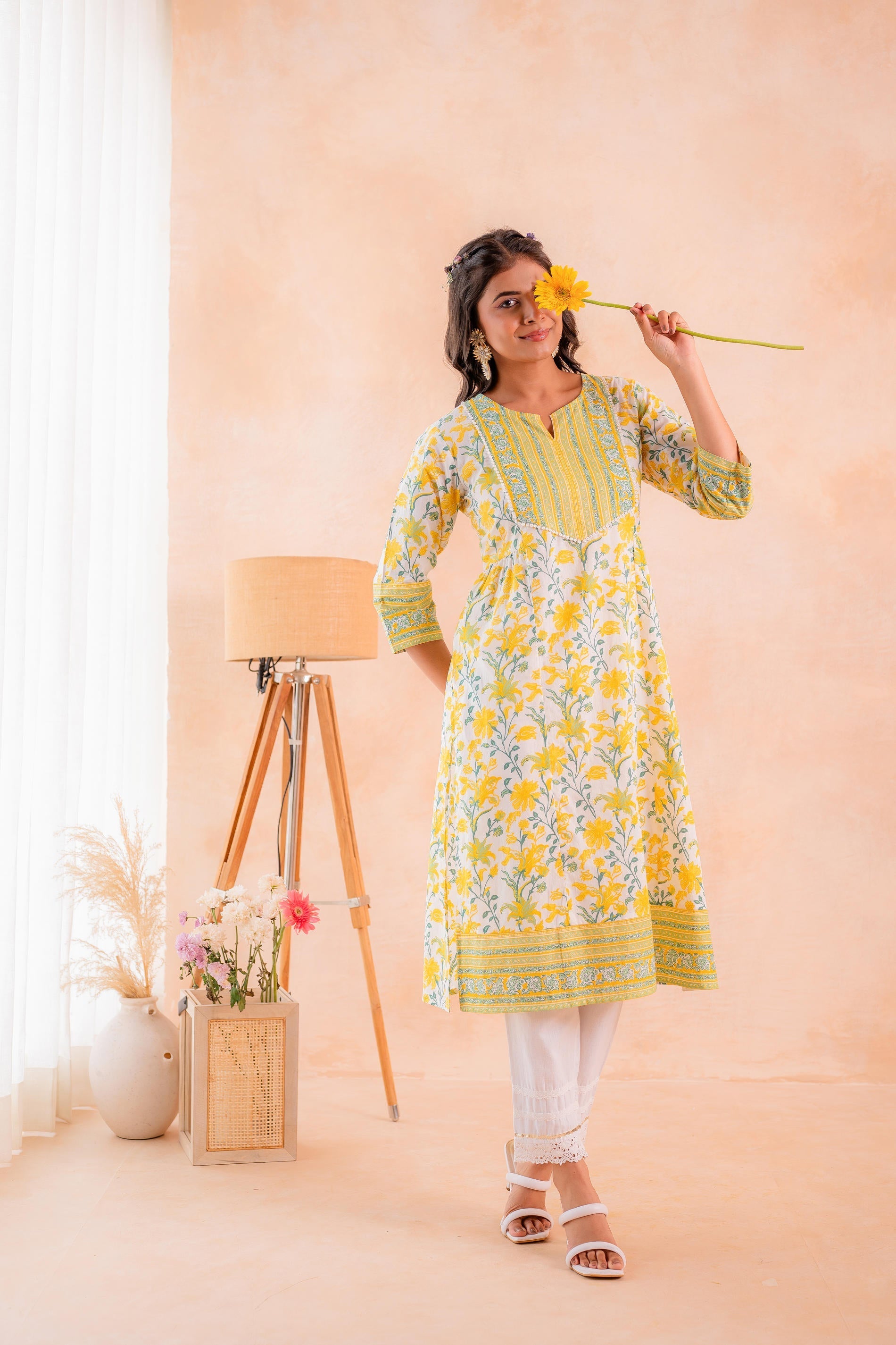 Juniper Yellow Blossom Panelled Kurta - Distacart