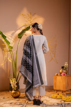Juniper Black & White Viraasat Printed Kurta Pant And Dupatta Set with Dupatta - Distacart