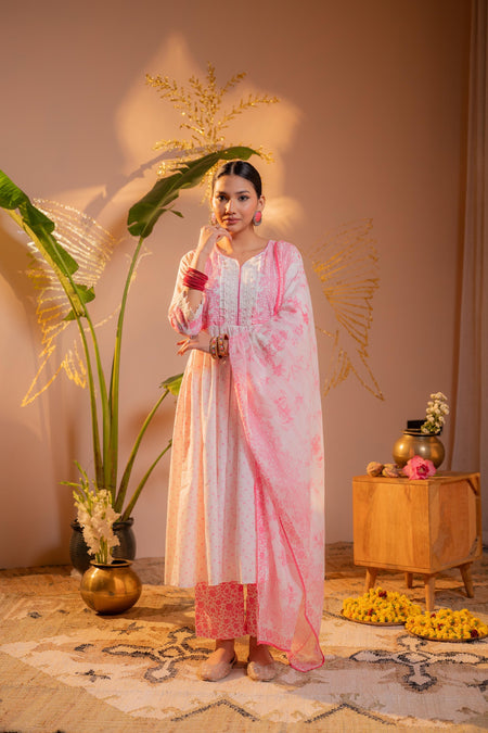 Juniper Gulnaar Pink Printed Flared Kurta Pant And Dupatta Set