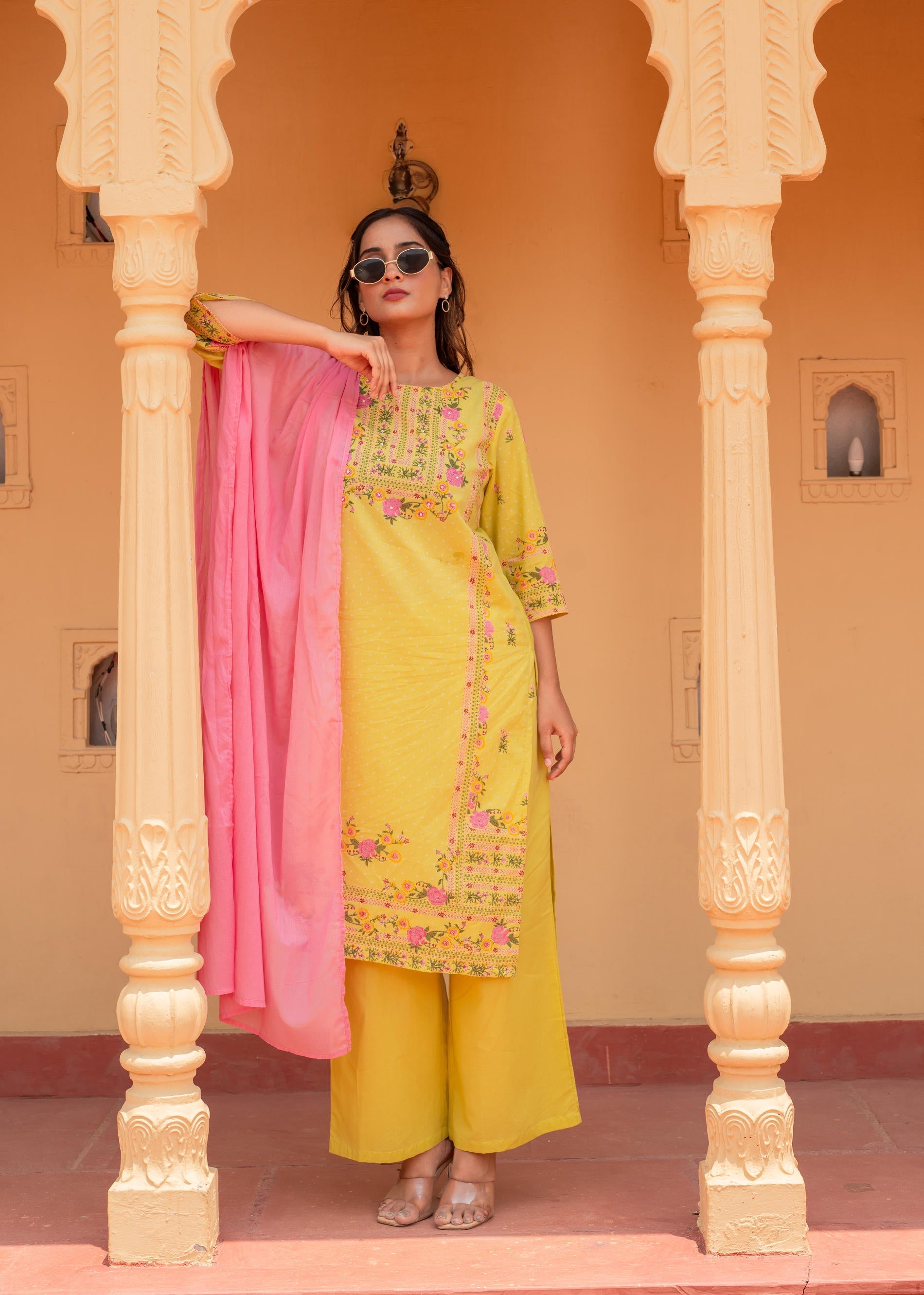 Juniper Floral Printed Lime Kurta Set - Distacart