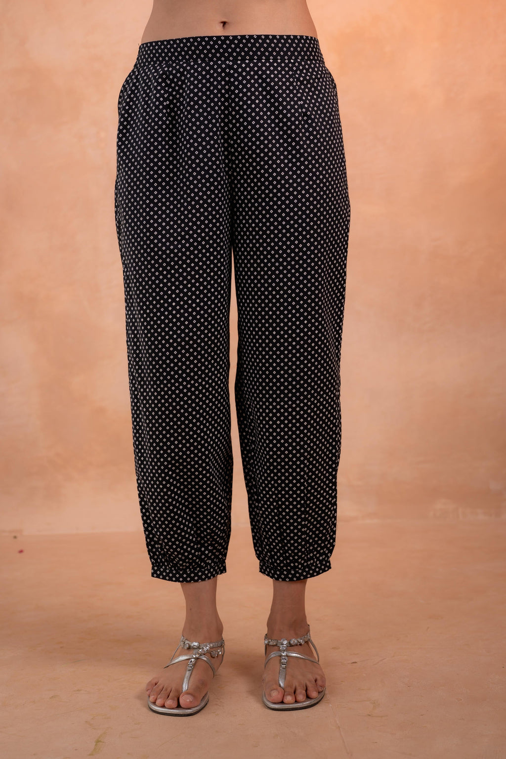 Juniper Noir Ikat Echo Black & White Printed Kurta Pant And Dupatta Set - Distacart