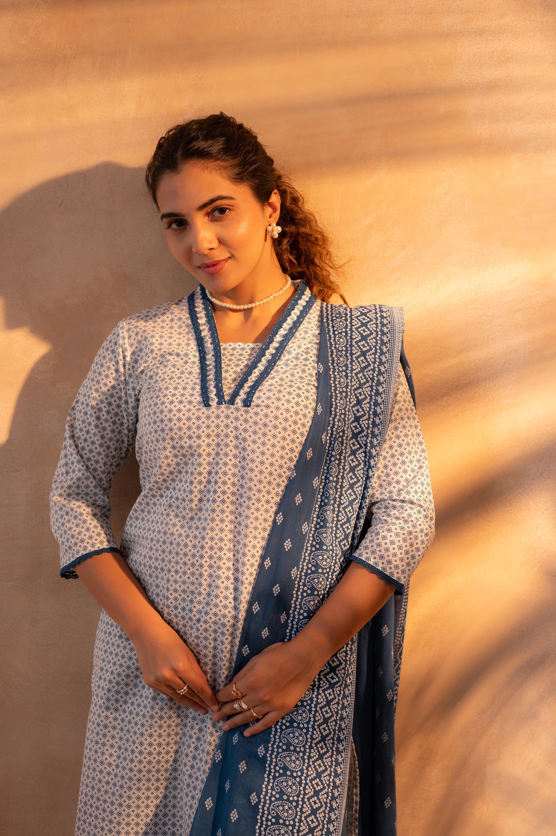 Juniper Noir Ikat Echo Blue & White Printed Kurta Pant And Dupatta Set - Distacart