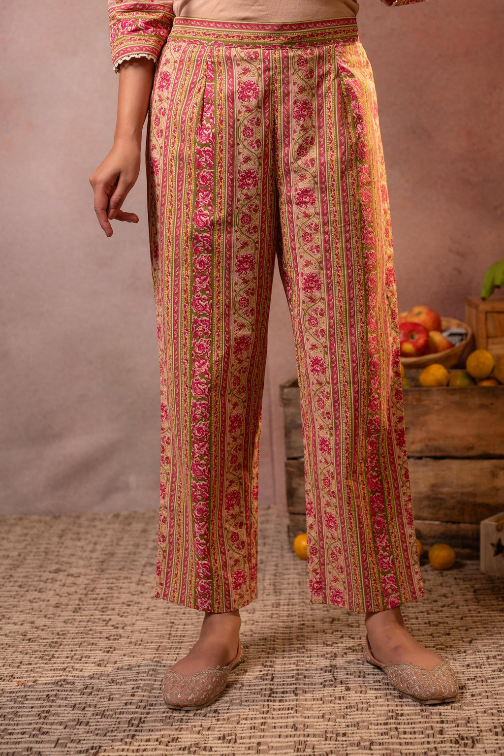 Juniper Gulnaar Garden Printed Kurta Pant And Dupatta Set - Distacart