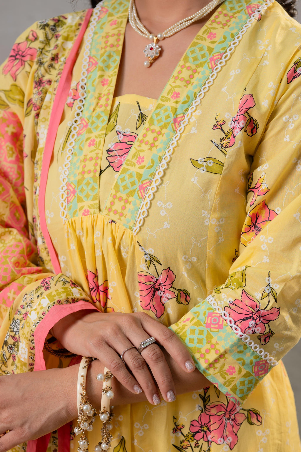 Juniper Bloom Veil Floral Anarkali Kurta Pant And Dupatta Set - Distacart