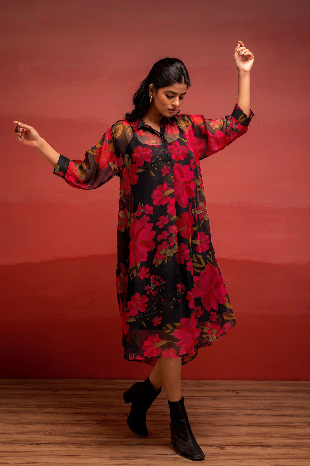 Juniper Black Floral Printed A-Line Kurta With Inner And Button Detailing - Distacart