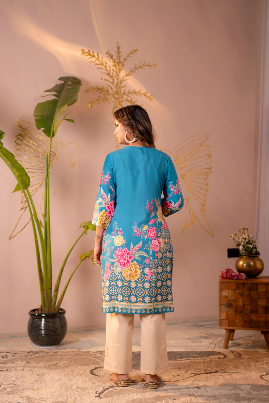 Juniper Blue Floral Printed Straight Kurta With Mughal Motifs - Distacart