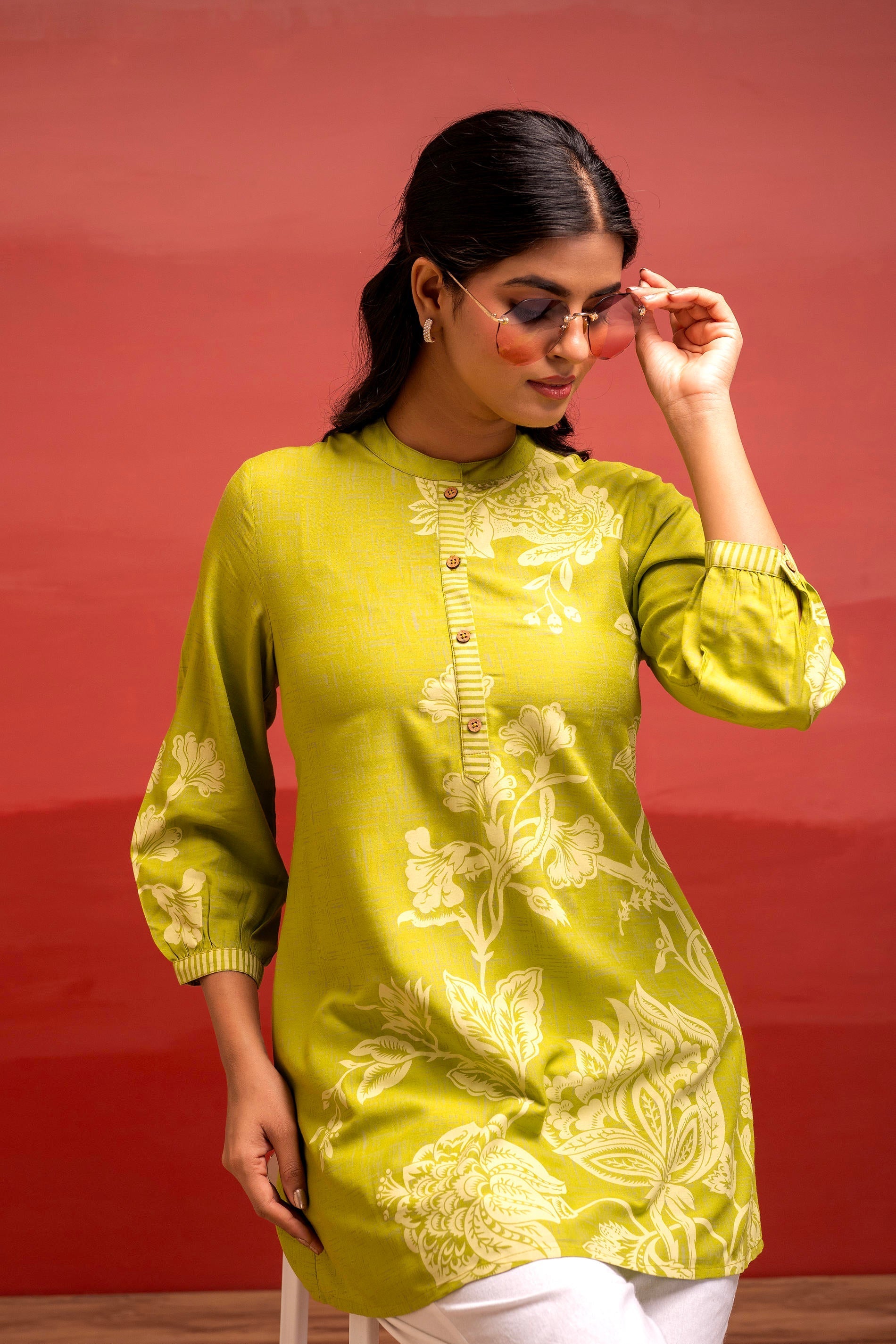 Juniper Lime Floral Printed Viscose Tunic With Button Detailing - Distacart