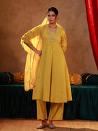 Juniper Yellow Viscose Flared Kurta Pant And Dupatta Set With Zari, Sequin & Lace Work - Distacart
