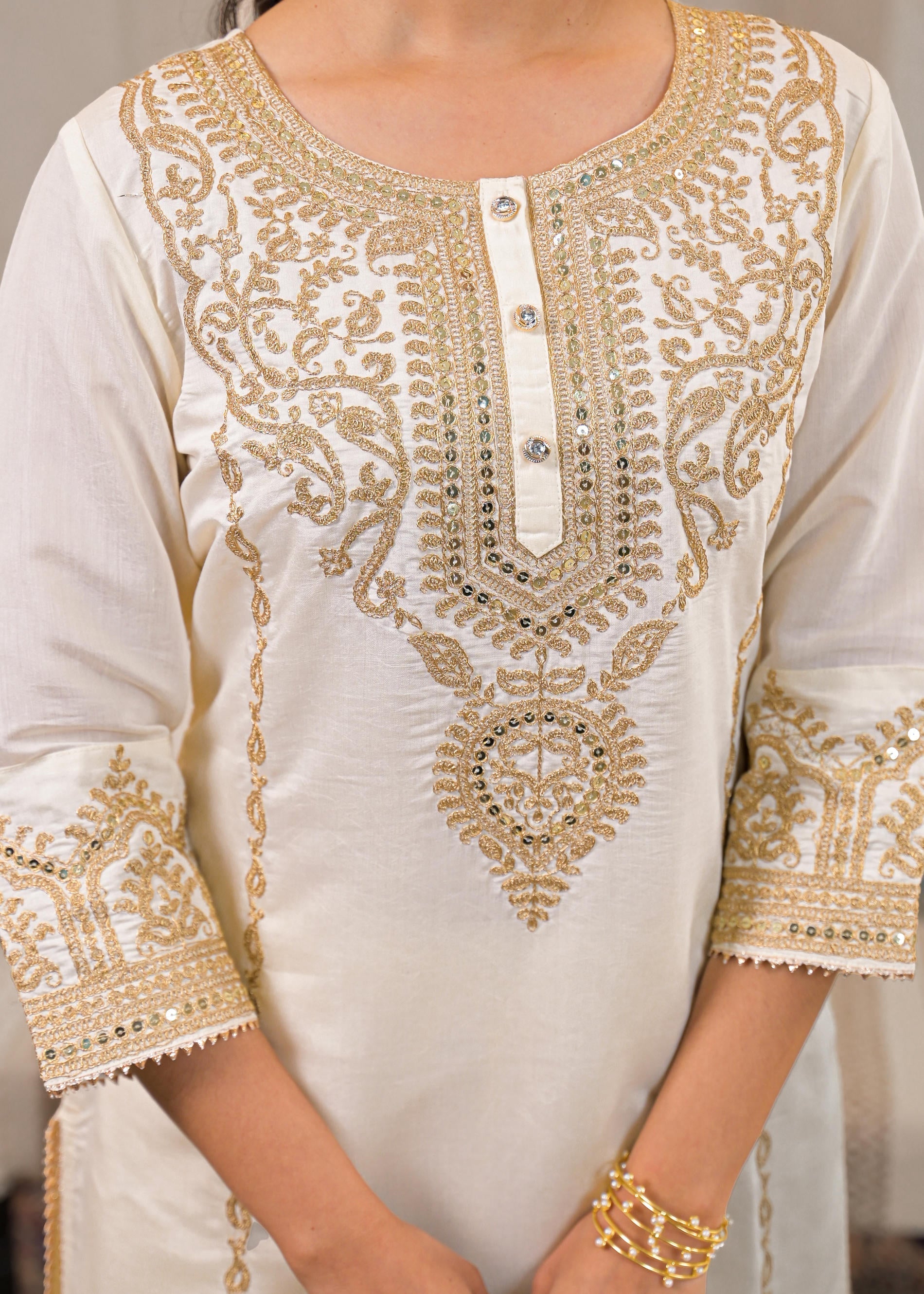 Juniper Viscose Off White Embroidered Kurta Pant And Dupatta Set With Zari Work And Sequin - Distacart