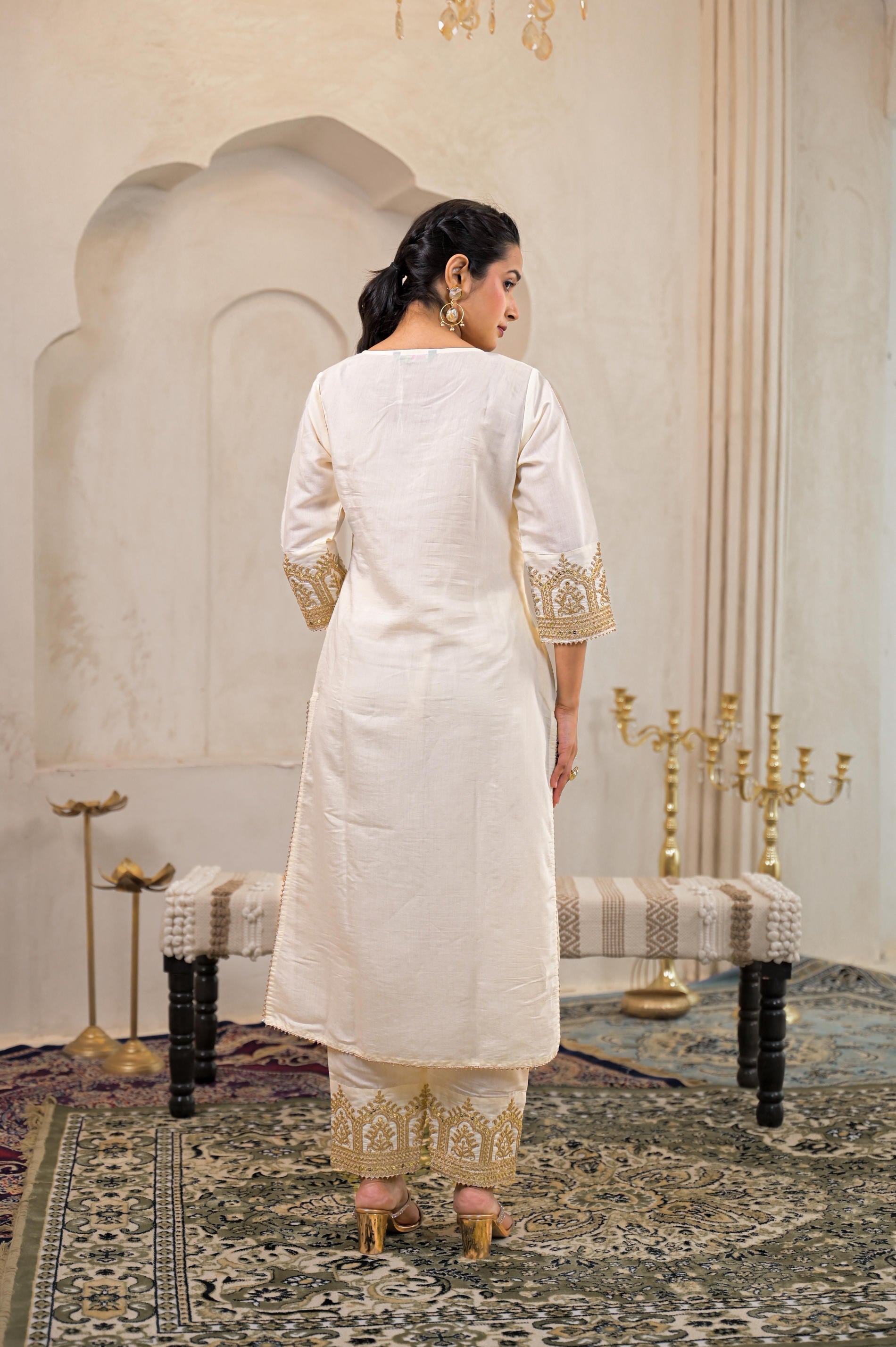 Juniper Viscose Off White Embroidered Kurta Pant And Dupatta Set With Zari Work And Sequin - Distacart