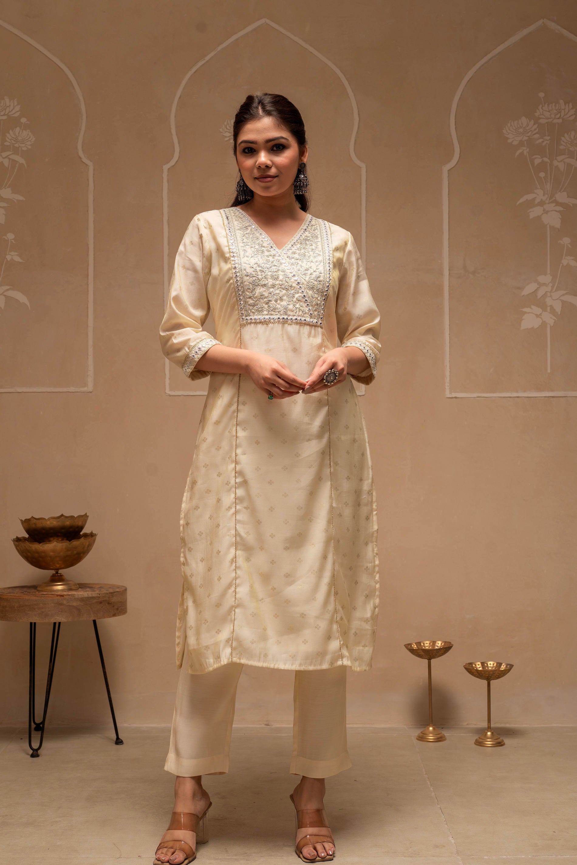 Juniper White Floral Viscose Kurta And Pants Set With Mirror And Thread Work - Distacart