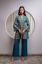 Juniper Teal Floral Printed Kurta & Solid Pants Set In 100% Viscose - Distacart