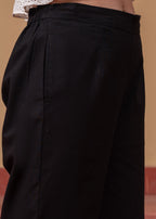 Juniper Women'S Black Solid Straight Cotton Pant With Pocket