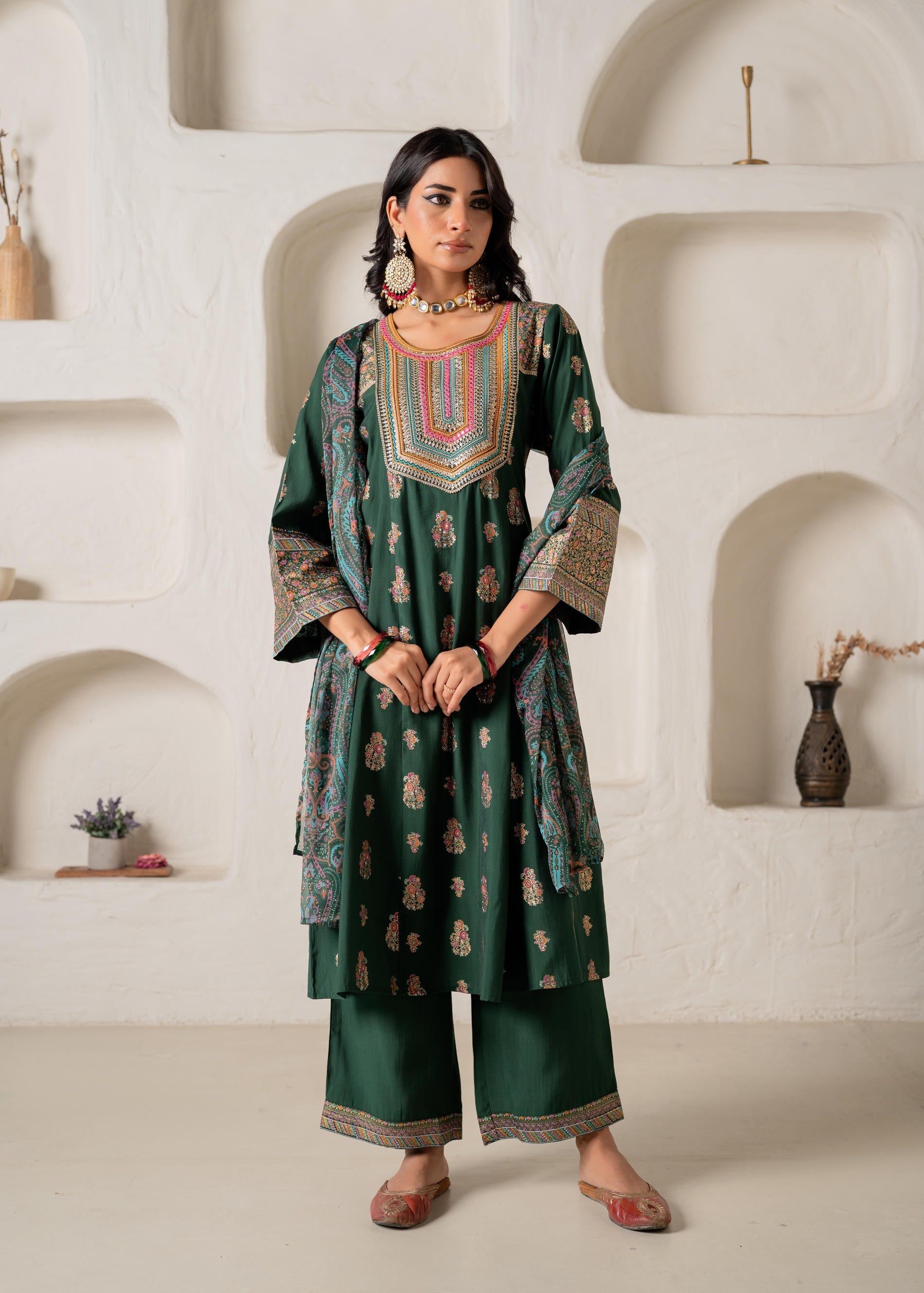 Juniper Emerald Mughal Motif Printed Kurta Set With Dupatta - Distacart