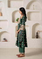 Juniper Emerald Mughal Motif Printed Kurta Set With Dupatta - Distacart