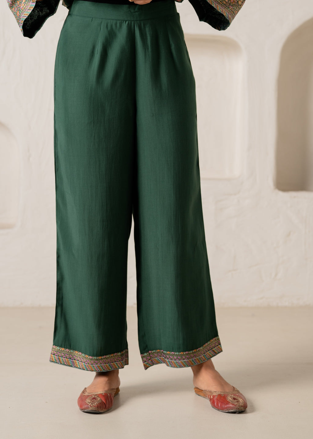 Juniper Emerald Mughal Motif Printed Kurta Set With Dupatta - Distacart