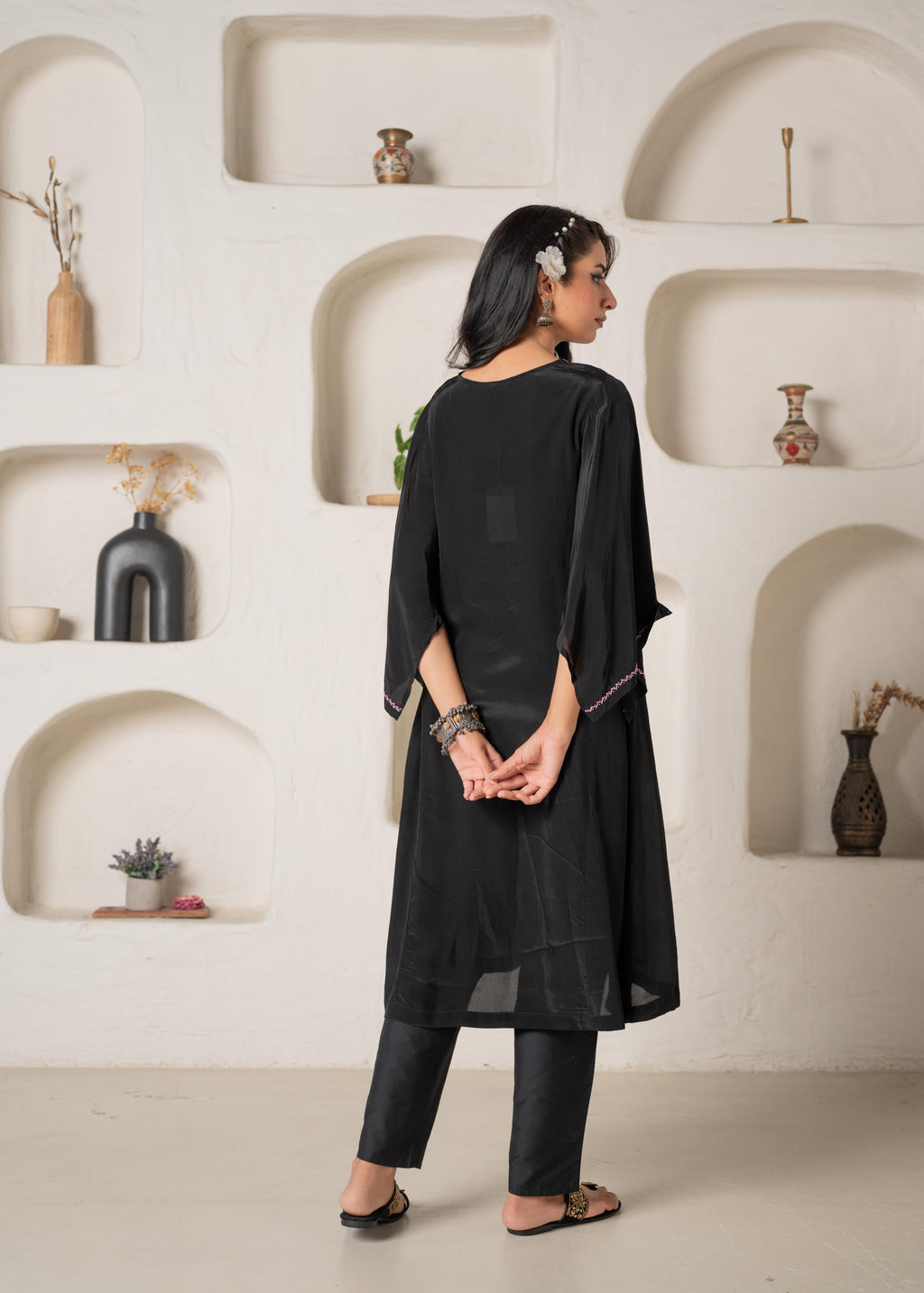 Juniper Noir Bloom Kaftan Kurta Pant Set - Distacart