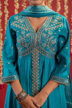 Juniper Rama Green Viscose Solid Fit & Flared Kurta With Pants & Dupatta Set With Mirror, Thread, Dori & Sequence Work - Distacart