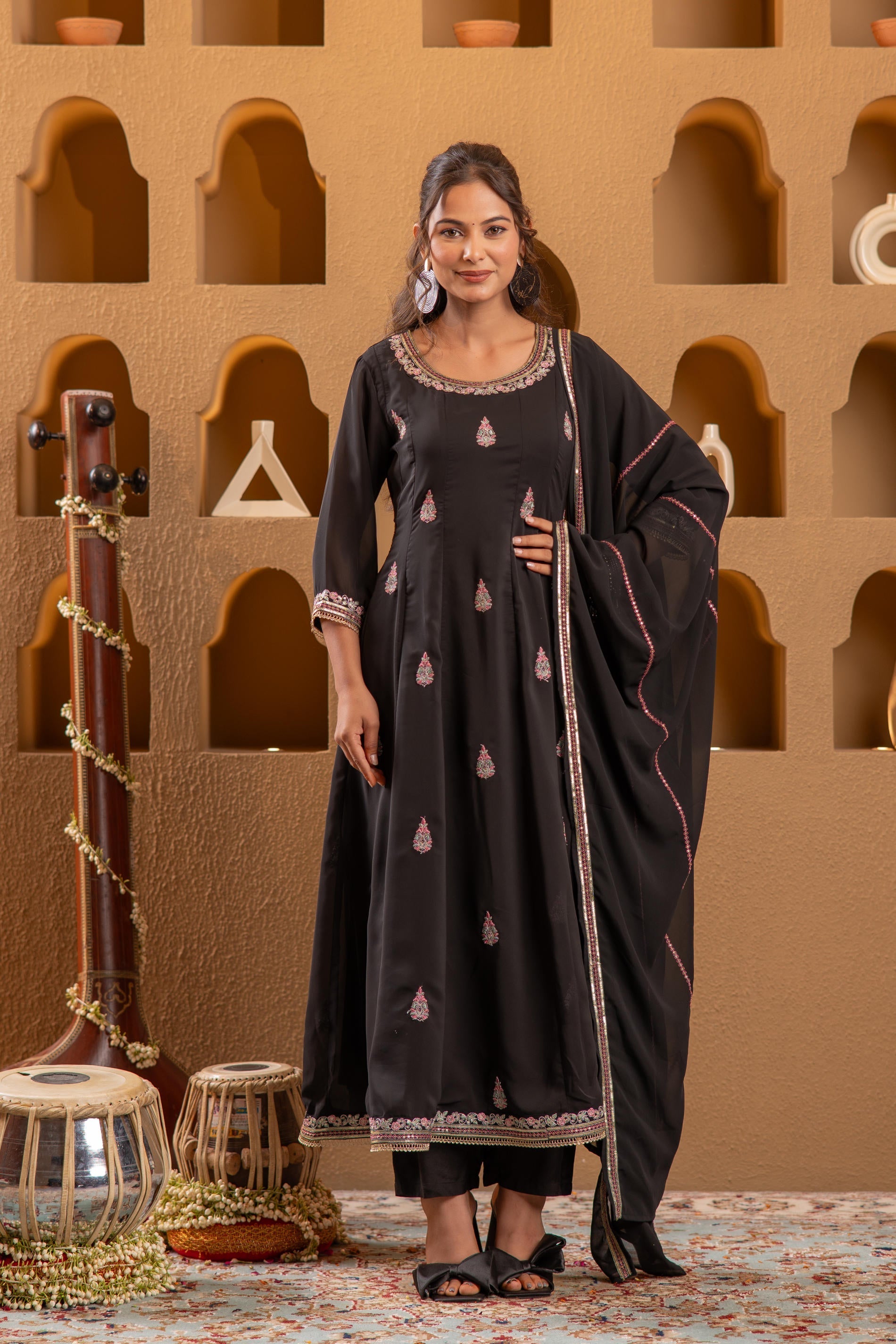 Juniper Midnight Muse Kurta Pant And Dupatta Set - Distacart