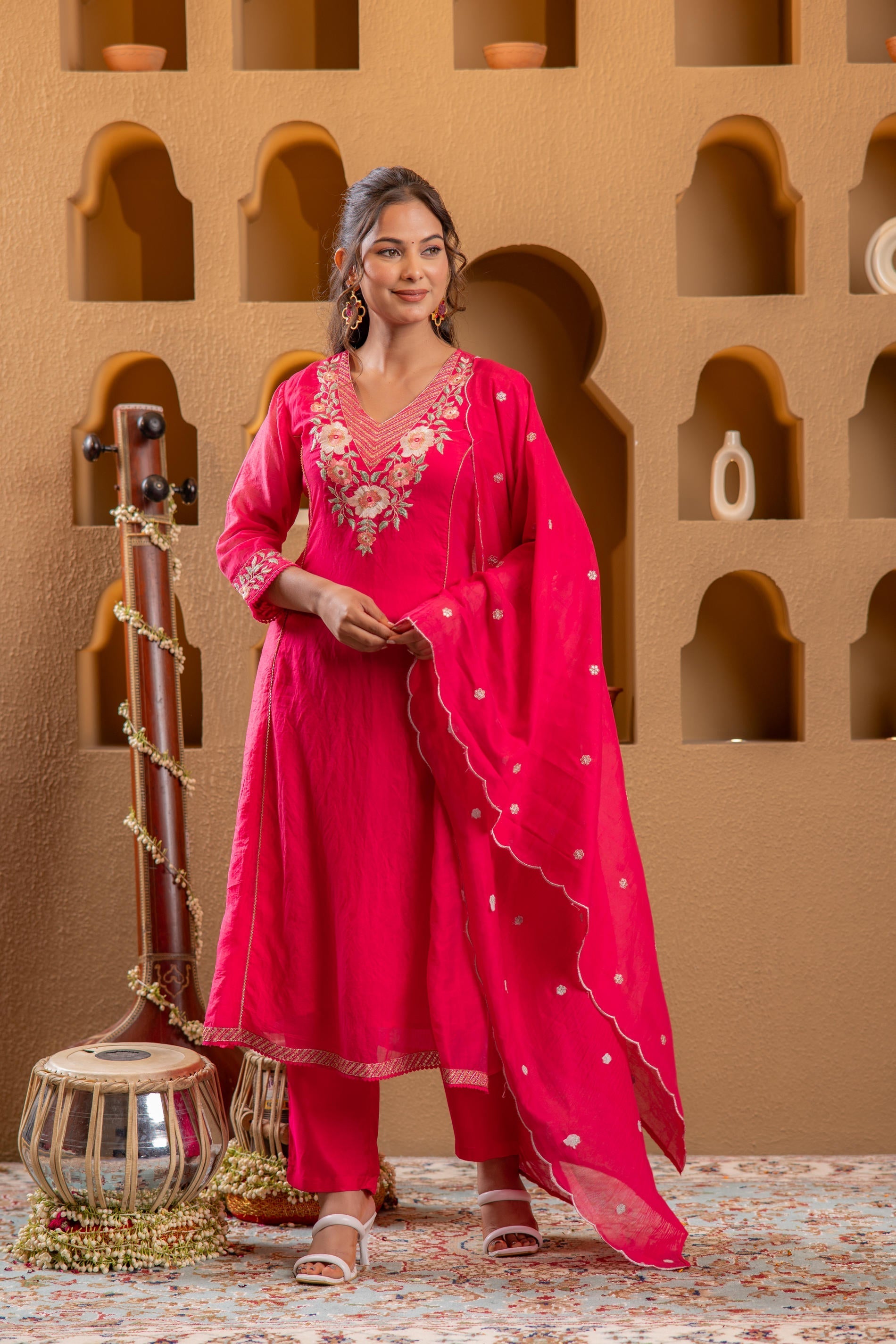 Juniper Fuchsia Floral Embroidered Kurta Set With Scallop Dupatta - Distacart