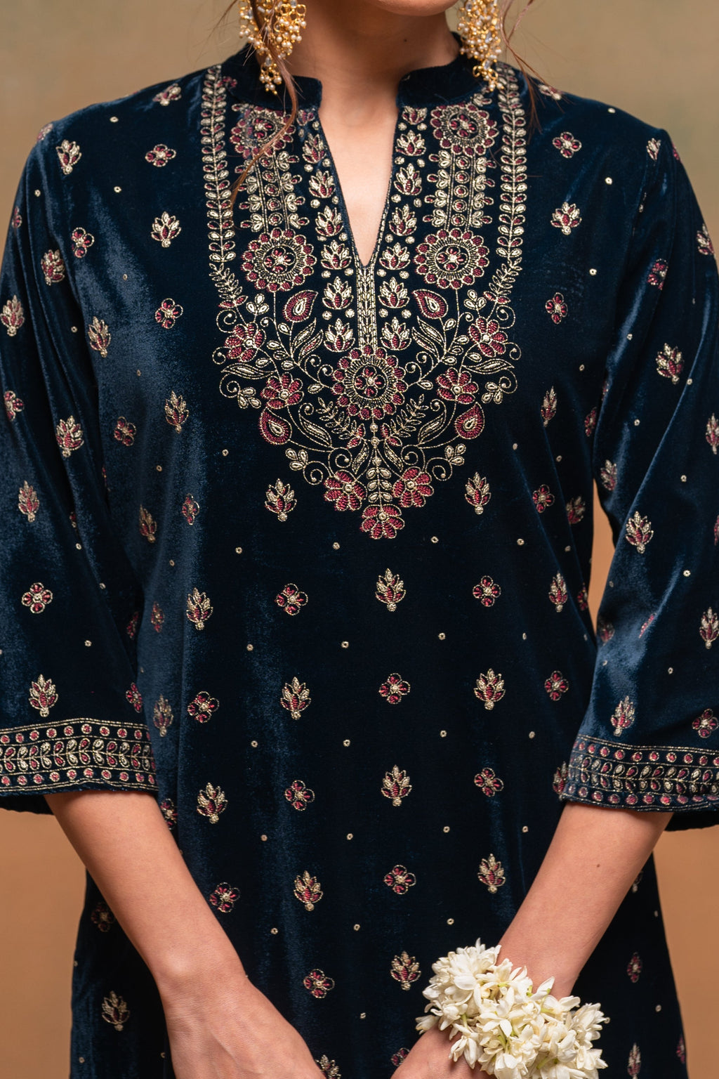 Juniper Teal Embroidered Straight Kurta Set With Dupatta - Distacart