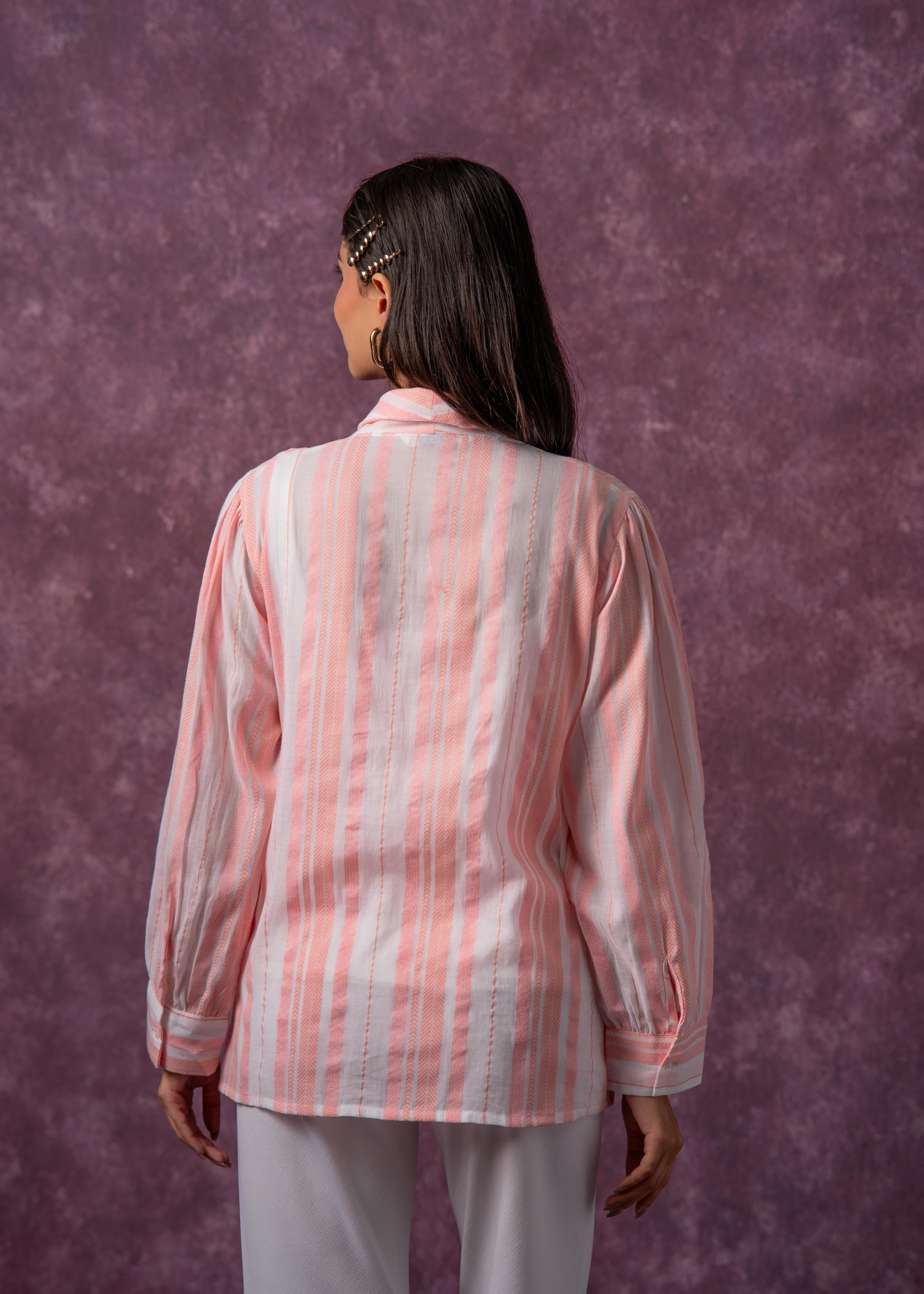 Juniper Lamora Peach & White Vertical Striped Relaxed-Fit Button-Down Shirt - Distacart