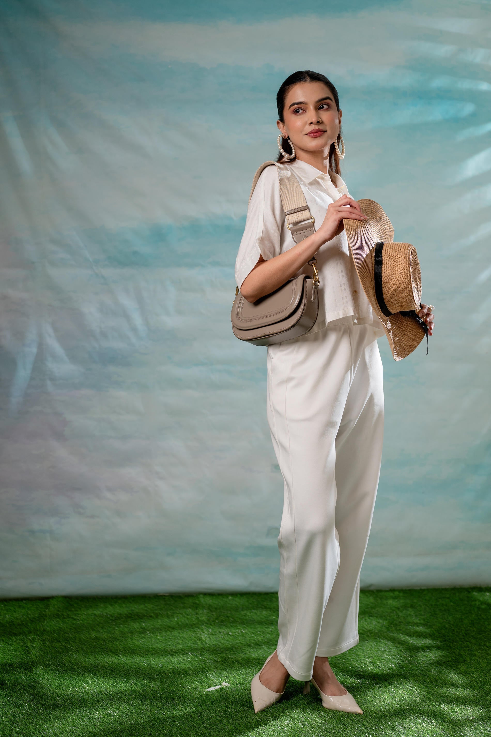 Juniper Lamora Off-White Minimal Textured Boxy Shirt