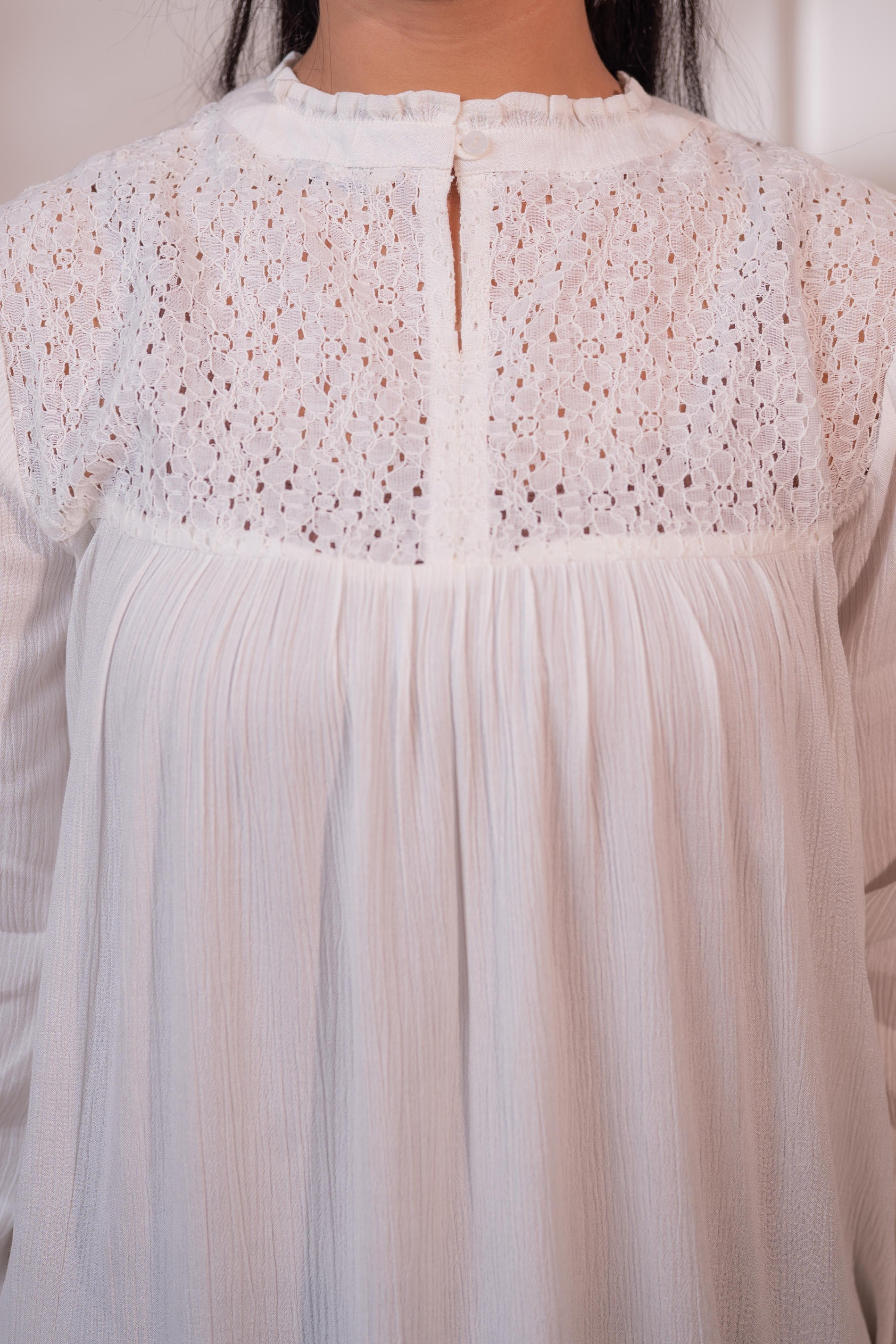 Juniper Lamora Off-White Eyelet Yoke Gathered Peasant Top - Distacart