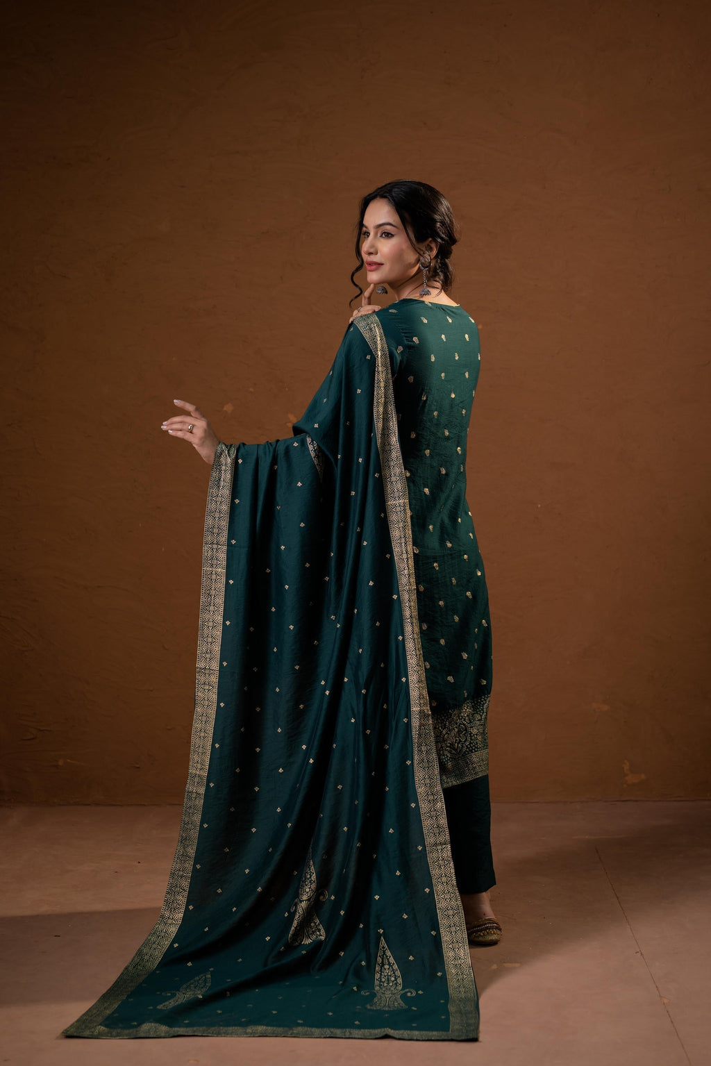 Juniper Green Foil-Print Straight Kurta Set With Pant & Ornate Dupatta - Distacart