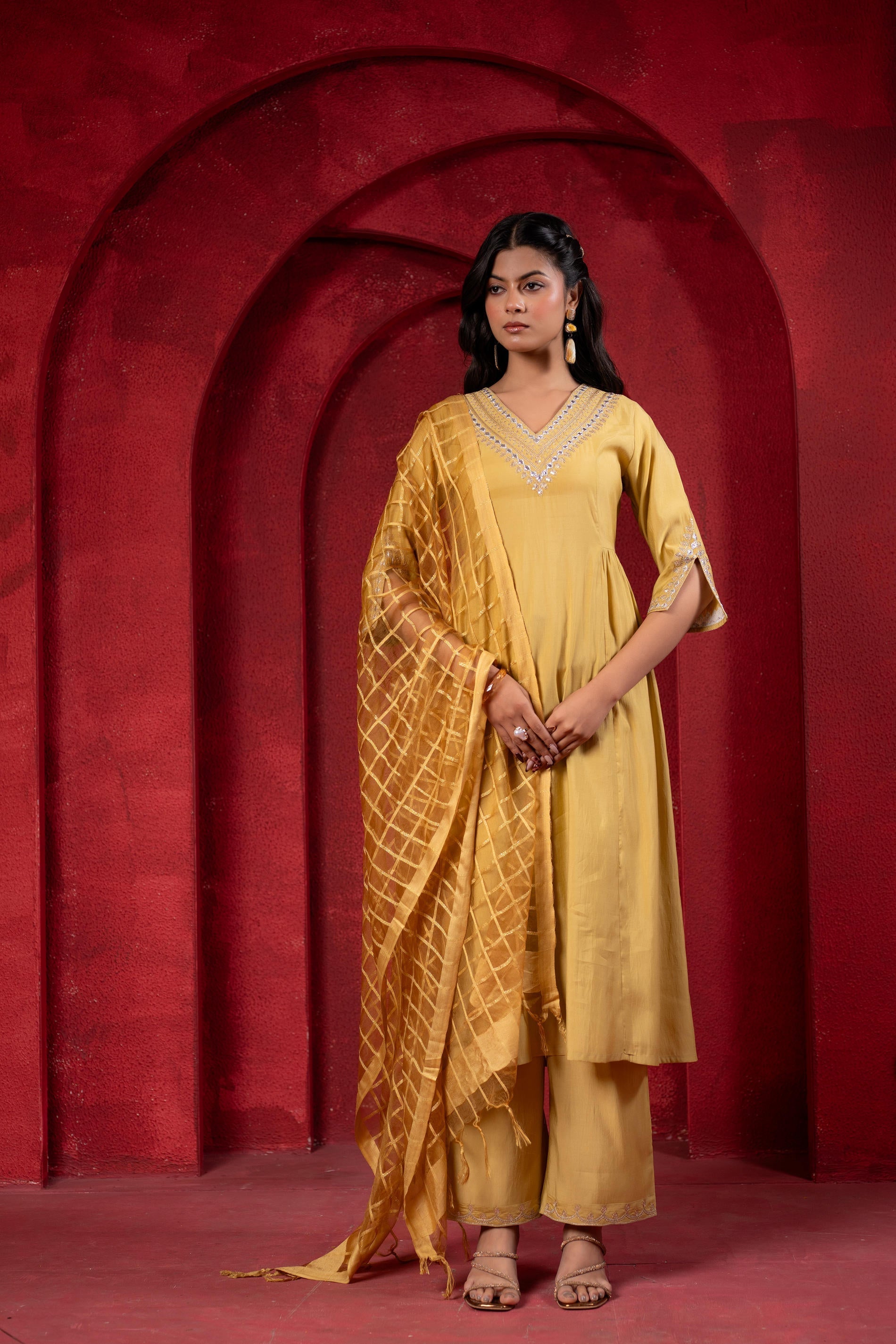 Juniper Mustard Elegance Chanderi Kurta Set With Geometric Dupatta - Distacart